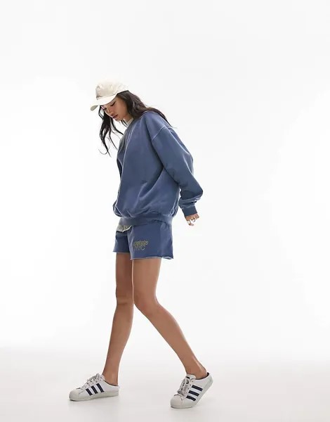 Темно-синие спортивные шорты с необработанным краем Topshop Vintage и вышивкой в ​​тон «Upstate NYC»