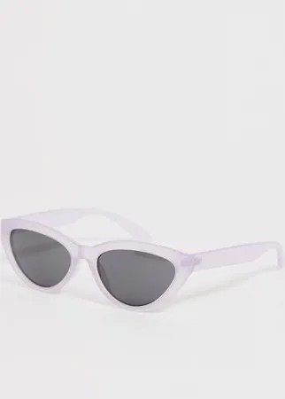 Сиреневые солнцезащитные очки 