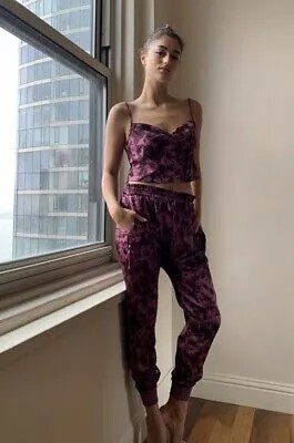 Urban Outfitters Брюки-шаровары для джоггеров Шелковистый шнурок Фиолетовый тай-дай S NWT