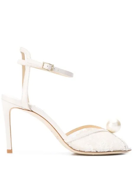 Jimmy Choo босоножки Sacora 85 с жемчугом, нейтральный цвет