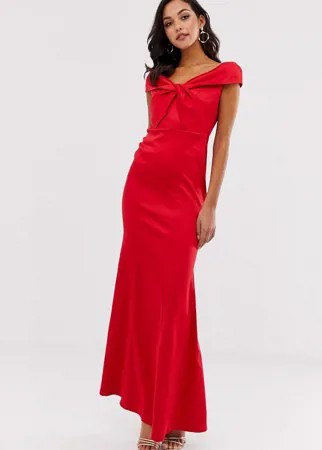 Атласное платье макси с открытыми плечами и перекрутом City Goddess-Красный