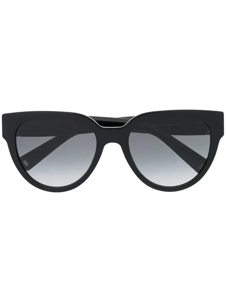 Givenchy Eyewear солнцезащитные очки в оправе 'кошачий глаз'