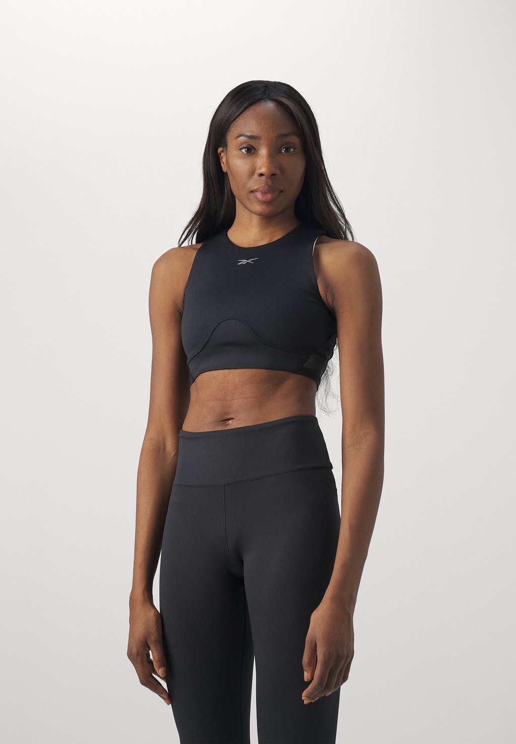 Топ LUX CONTOUR CROP Reebok, цвет black