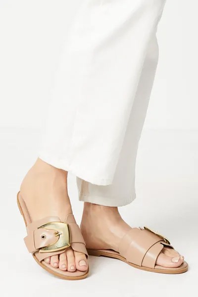 Босоножки на плоской подошве с массивной металлической пряжкой Farah Dorothy Perkins, бежевый