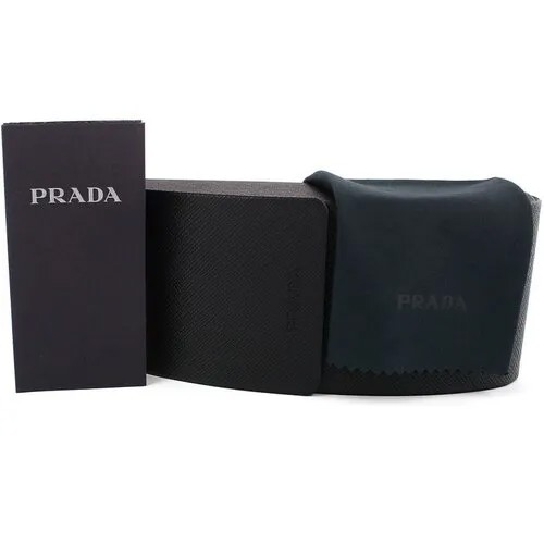 Солнцезащитные очки Prada, серый