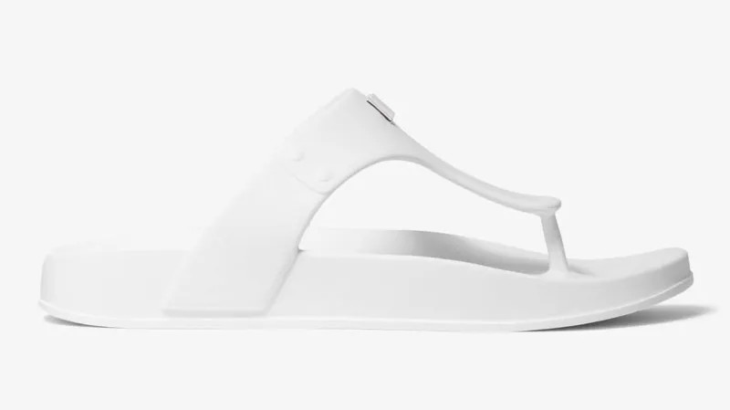 Резиновые сандалии шлепки Michael Michael Kors Linsey Logo T-Strap, белый
