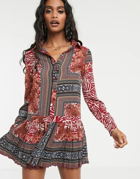Платье-рубашка мини с плиссированным подолом и принтом Missguided-Красный
