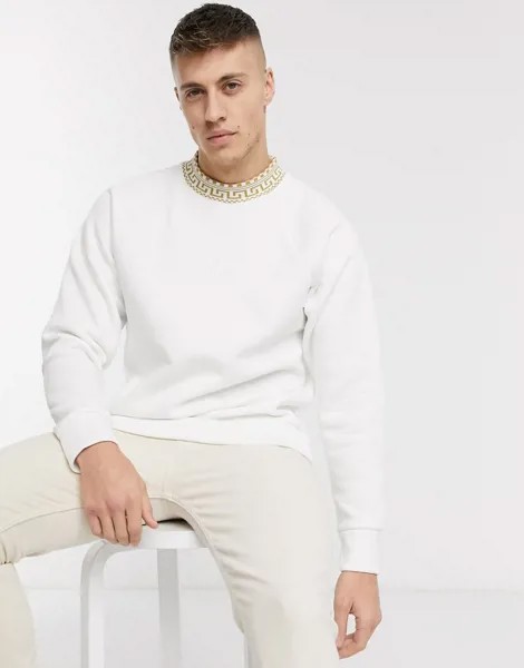 Белый свитшот с круглым вырезом и отделкой River Island