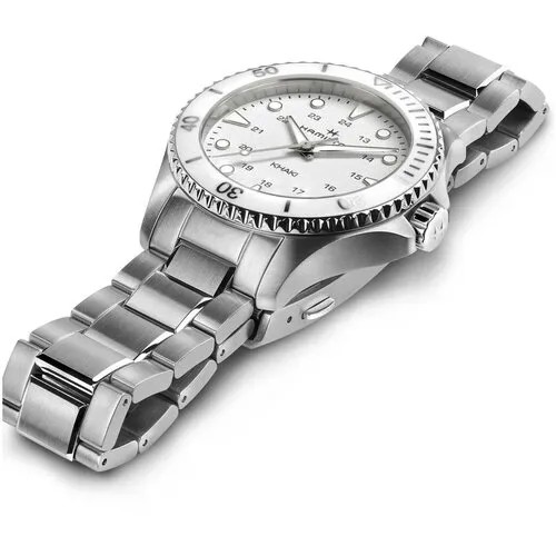 Наручные часы Hamilton женские Женские наручные часы HAMILTON Khaki Navy Scuba Quartz H82221110 кварцевые, серебряный