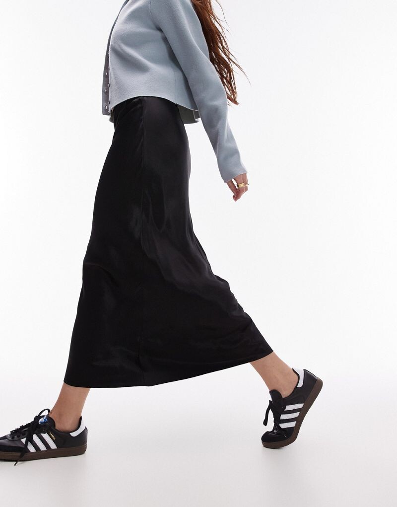 Черная атласная юбка миди со смещением Topshop
