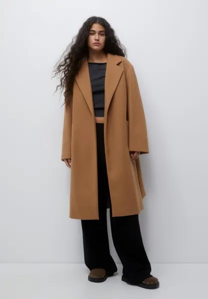Классическое пальто Texture With Belt PULL&BEAR, цвет camel