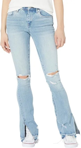 Джинсы Hoyt Mini Boot Denim Jeans with Ripped Knees and Side Slit Released Hem in Blue Blank NYC, цвет No Thanks
