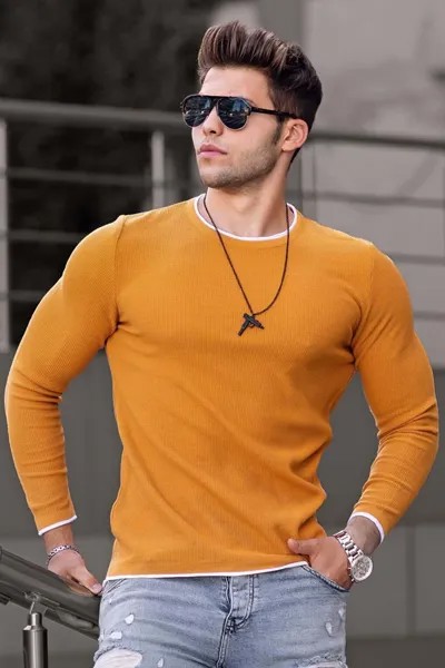 Горчичный мужской вязаный свитер с круглым вырезом 4637 MADMEXT