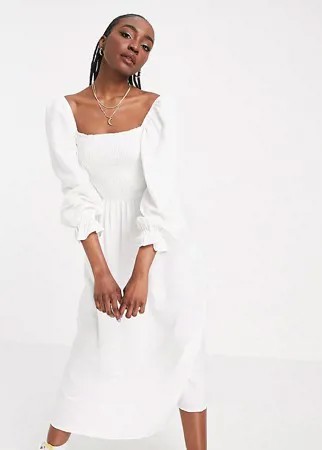 Белое платье миди из фактурной ткани с присборенной отделкой New Look Tall-Белый