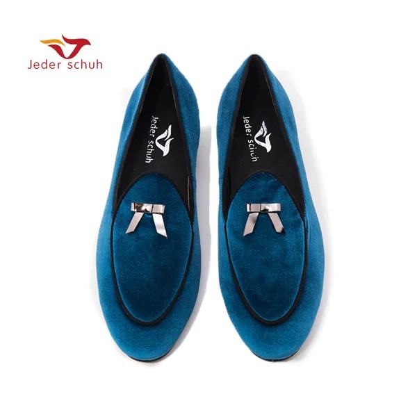 Бельгийские тапочки Jeder Schuh обычно характеризуются бантами или кисточками, цвет можно свободно менять, Классическая обувь, мужские мокасины