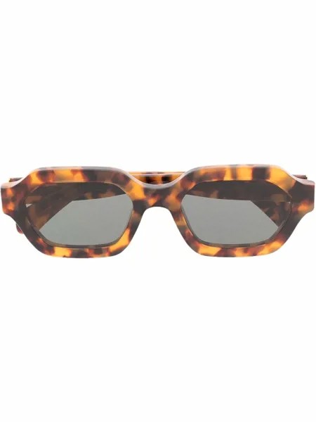 Retrosuperfuture солнцезащитные очки в оправе черепаховой расцветки