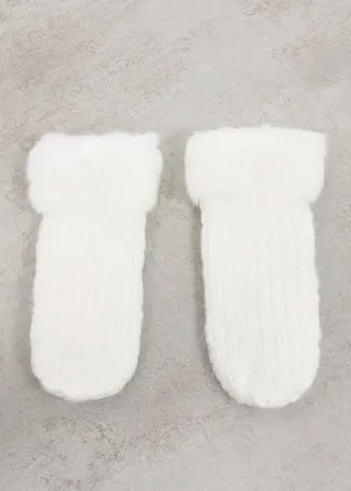 Варежки кремового цвета с искусственным мехом Urbancode-Белый