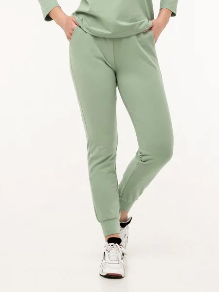 Спортивные брюки женские LIOLI Джоггеры зеленые 48 RU