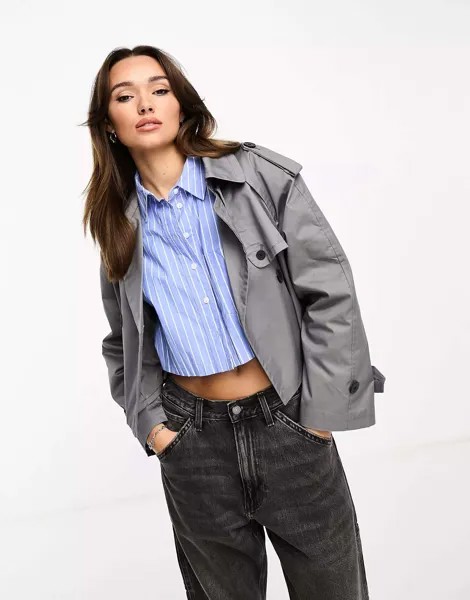 Укороченный тренч оверсайз Stradivarius темно-серого цвета