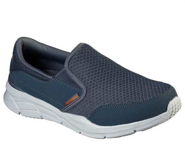 Skechers Charcoal Wide Fit Мужские прогулочные туфли с эффектом памяти без шнуровки Comfort 232017