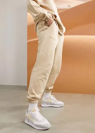 Oversize-джоггеры с принтом сбоку от комплекта ASOS DESIGN-Neutral