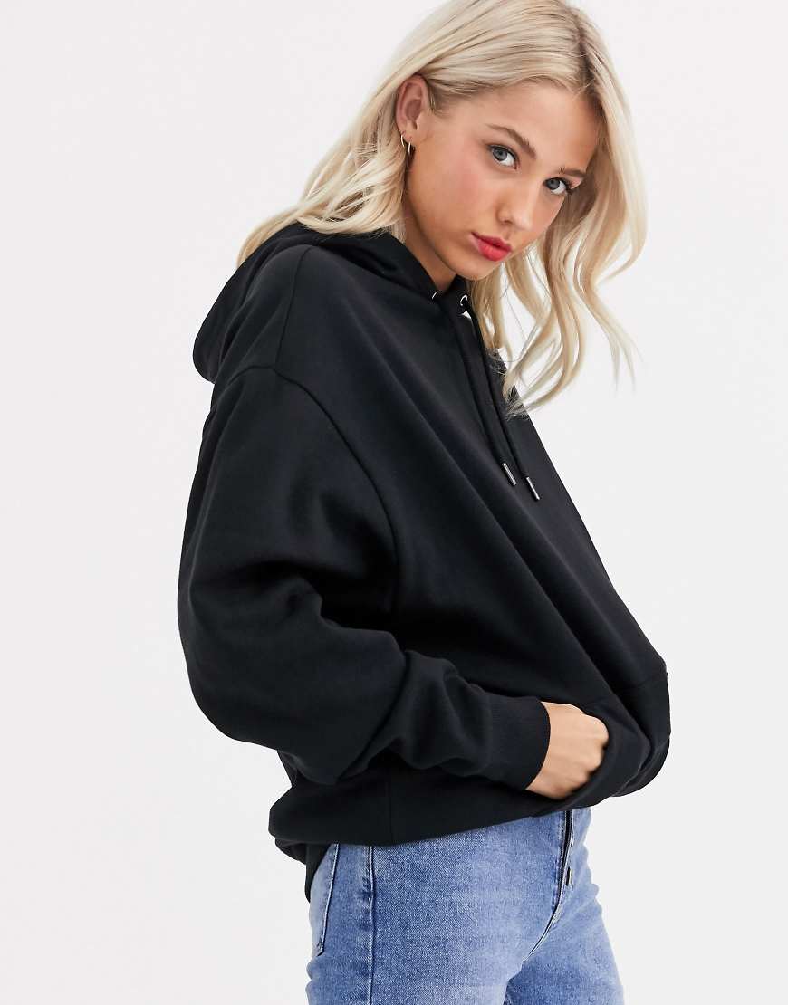 Свободный черный худи бойфренда ASOS DESIGN