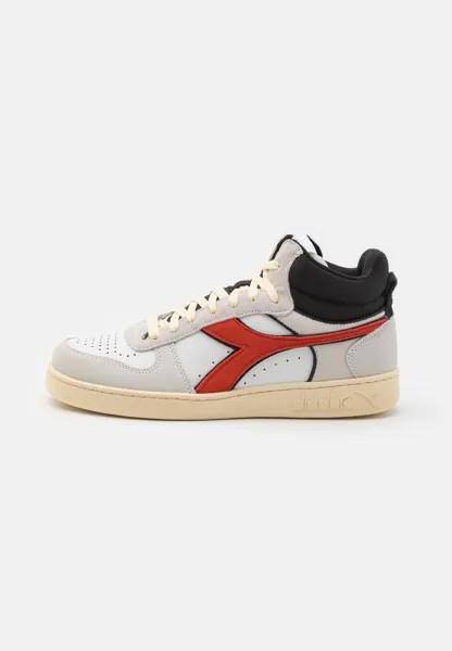 Высокие туфли Diadora MAGIC BASKET DEMI CUT UNISEX, белый/красный