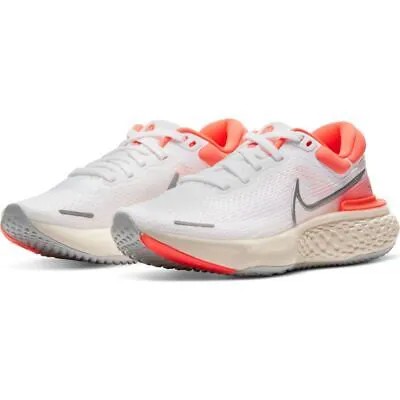 Женские беговые кроссовки Nike ZoomX Invincible Run FlyKnit, белый/манго, 9 B(M) США