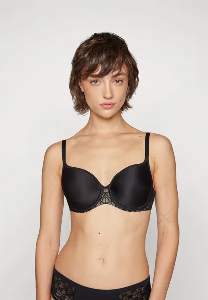 Бюстгальтер на косточках ACE COVERING SPACER BRA Chantelle, черный
