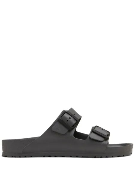 Birkenstock шлепанцы с тисненым логотипом, черный