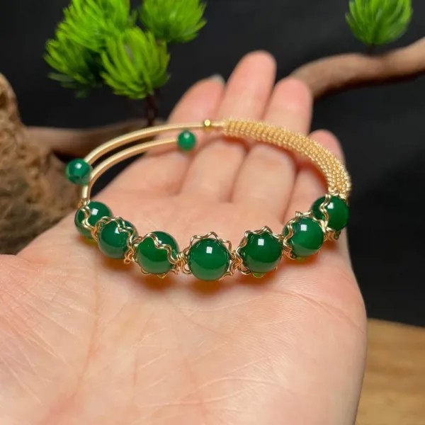 Нефритовые браслеты для женщин Бисер Шармы Браслет Природа Ювелирные изделия Драгоценные камни Изумрудный подарок
