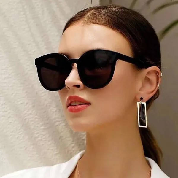 Черные женщины Солнцезащитные очки Корея Нежные солнцезащитные очки Монстр Звезда Солнцезащитные очки Мода Леди Винтажные солнцезащитные очки