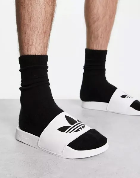 Белые шлепанцы adidas Originals Adilette Lite