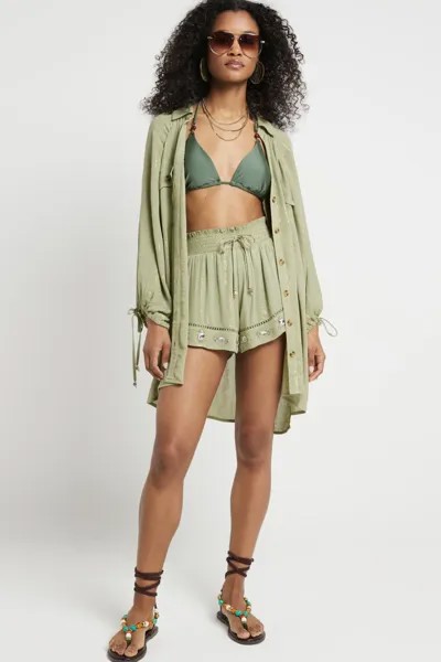 Пляжные шорты с эффектом металлик River Island, зеленый