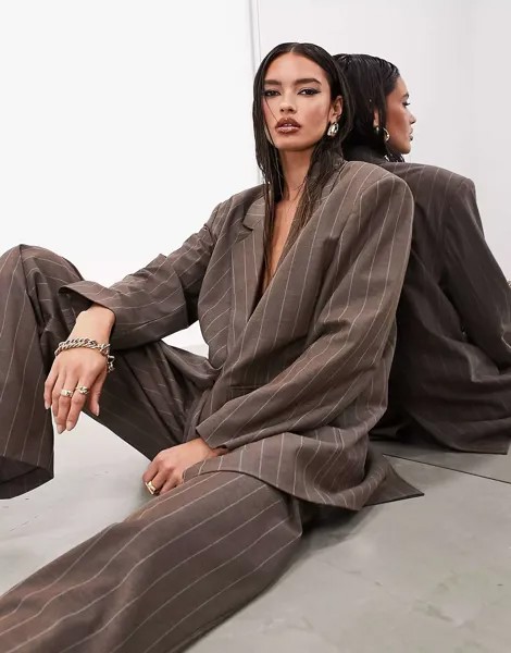 Коричневый пиджак оверсайз с поясом в тонкую полоску ASOS