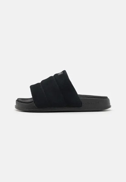 Тапочки Adilette Essential adidas Originals, цвет core black