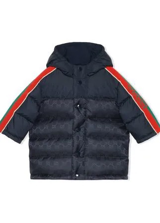 Gucci Kids пуховик с узором GG