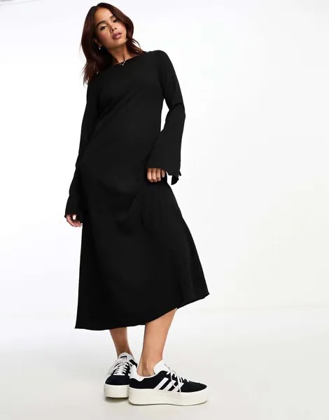 Черное платье макси с длинными рукавами и рукавами-трубой Monki