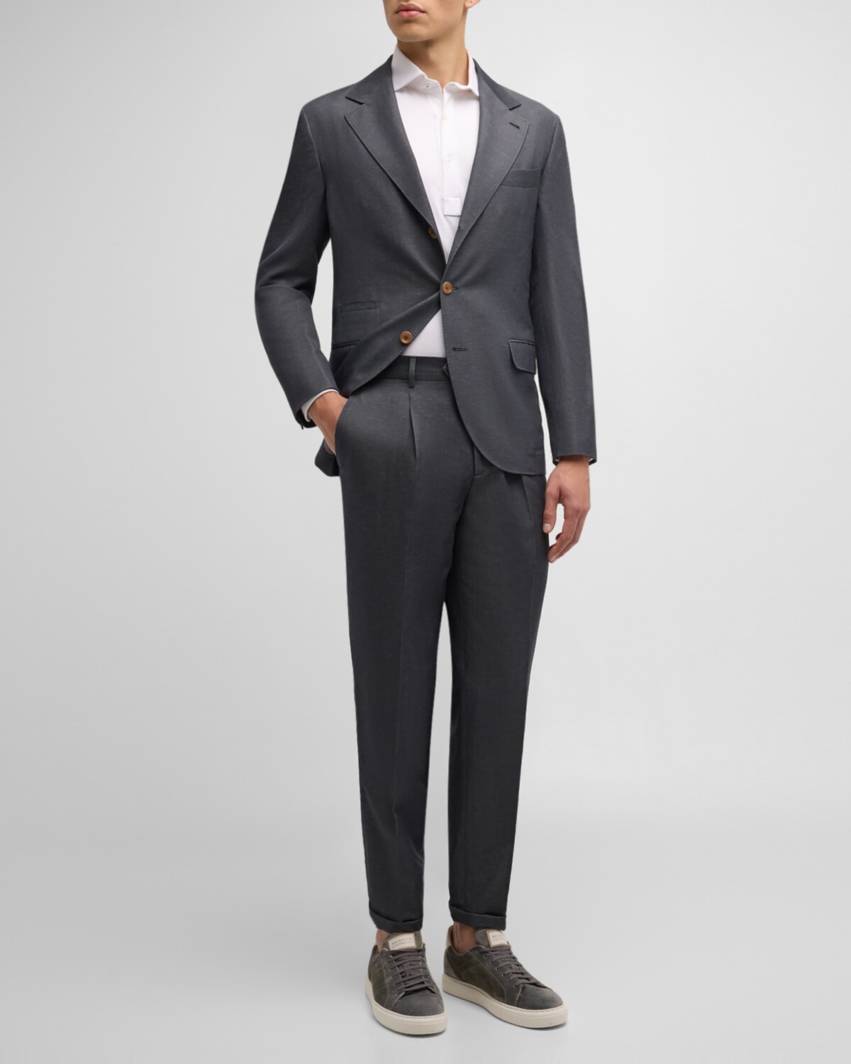 Мужской костюм на трех пуговицах из шерсти и льна Brunello Cucinelli, цвет Dark Grey