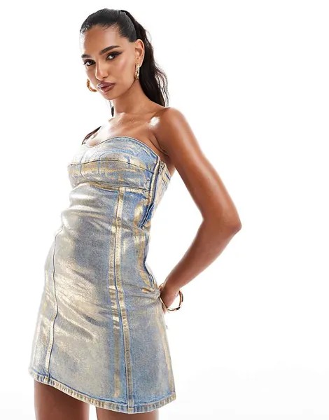 ASOS DESIGN – Джинсовое мини-платье золотого цвета с эффектом металлик и вырезом-бандо