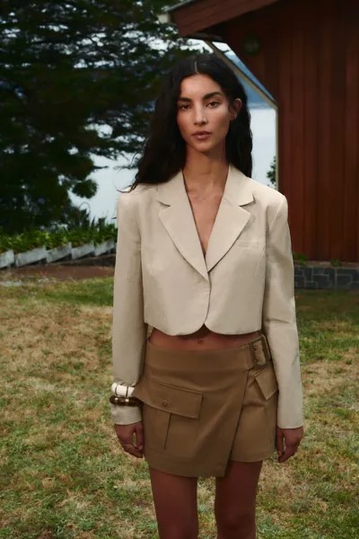 Укороченный пиджак из смешанной льна Zara, песок