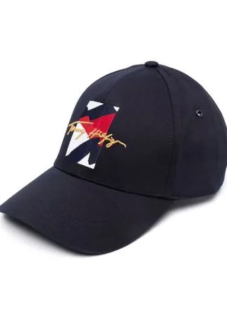 Tommy Hilfiger бейсболка с вышивкой