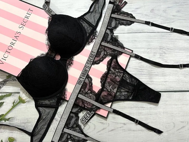 Victorias Secret VERY SEXY Shine Strap Lace Push-Up Bra Thong Garter Set Black