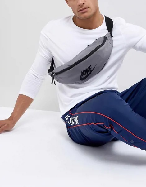 Серая сумка-кошелек на пояс Nike Heritage-Серый