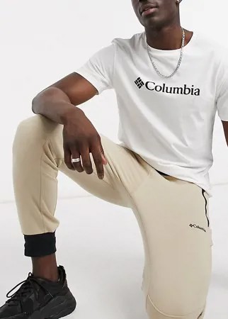 Бежевые джоггеры Columbia Freemont – эксклюзивно для ASOS-Белый