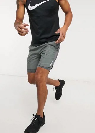 Серые шорты 2 в 1 длиной 7 дюймов Nike Running Challenger-Серый