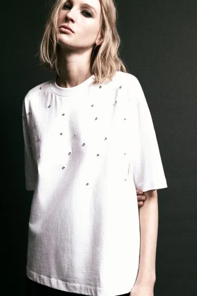 Футболка oversize с принтом и стразами