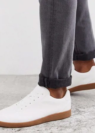 Белые кроссовки для широкой стопы из искусственной замши со шнуровкой и резиновой подошвой ASOS DESIGN-Белый