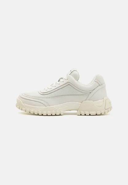 Кроссовки низкие SHOES Emporio Armani, цвет off white