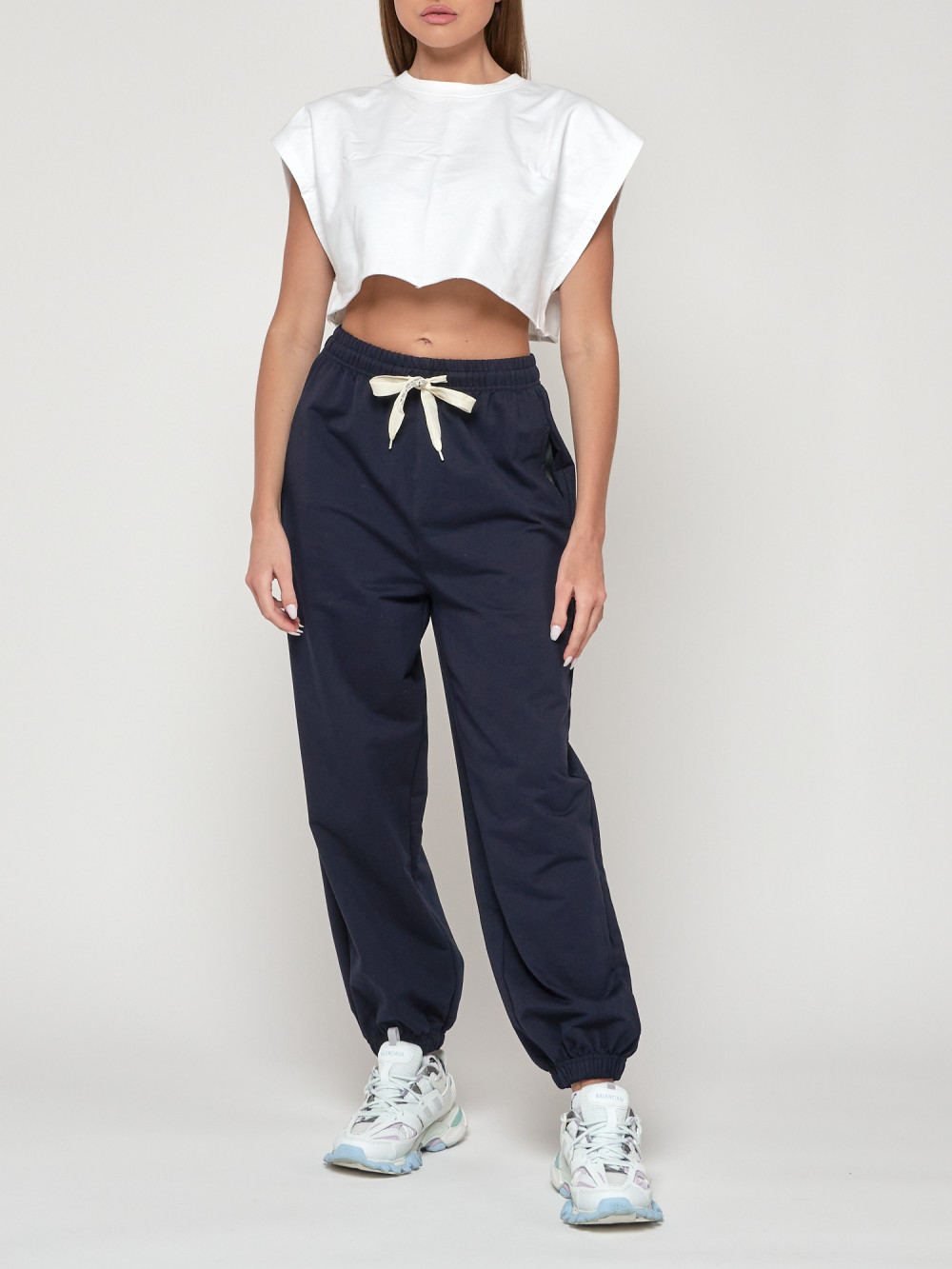 Спортивные брюки женские NoBrand AD053 черные 52 RU